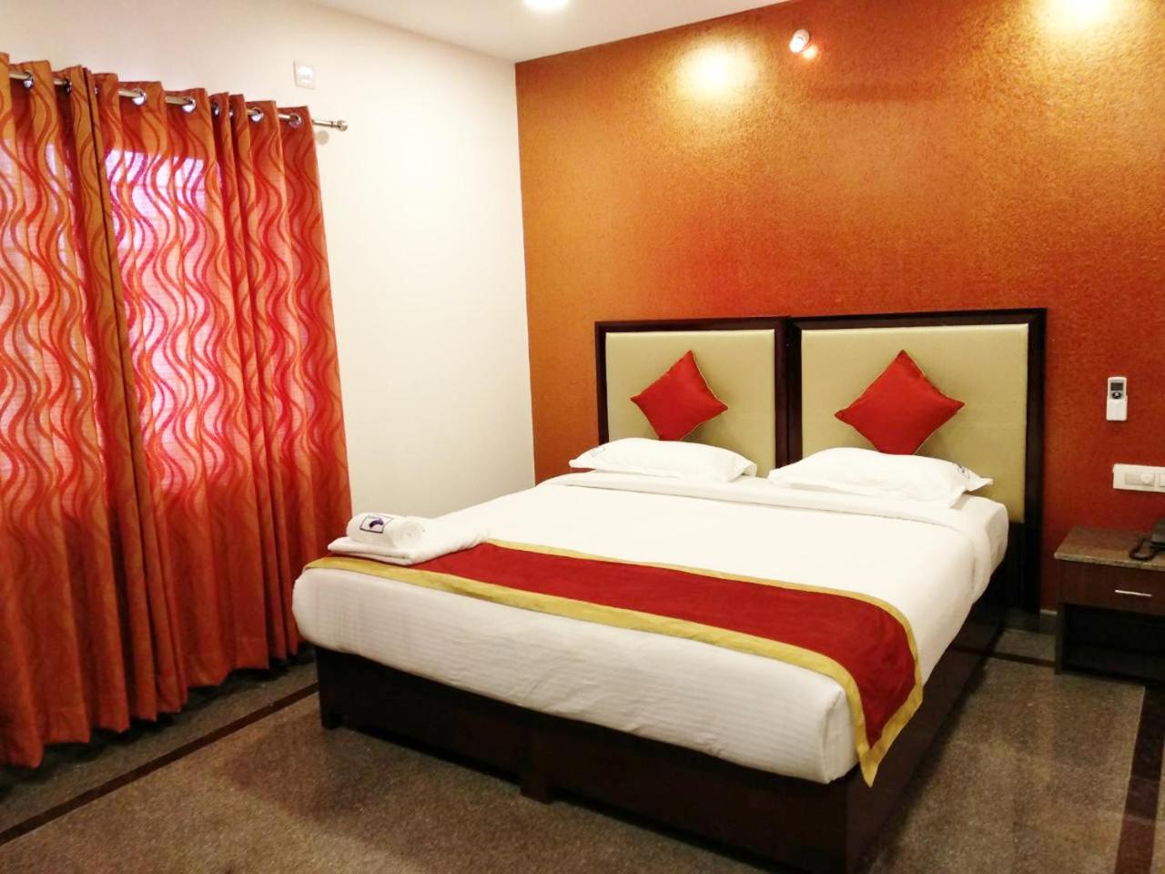 Coastal King Hotel Bangalore Eksteriør billede